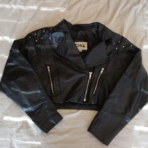 Crop leather jacket
